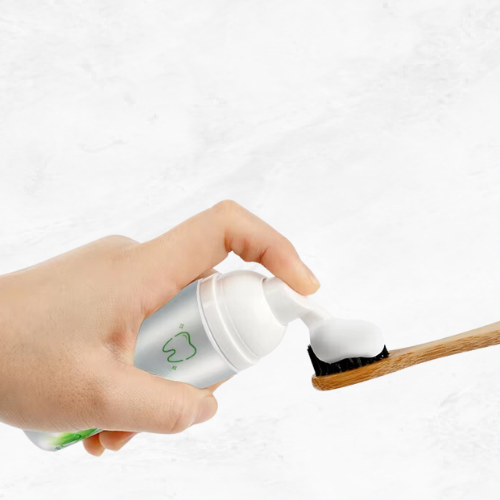 Mint-Flavored Organic Toothpaste – Fluoride-Free & Gentle Teeth Whitening